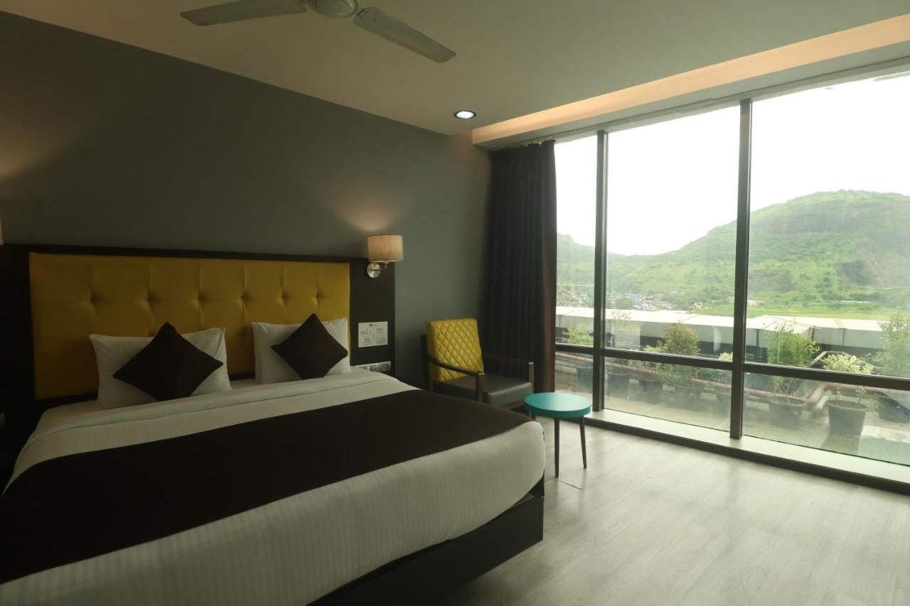 Hotel Mumbai House Airoli, Navi Mumbai Buitenkant foto