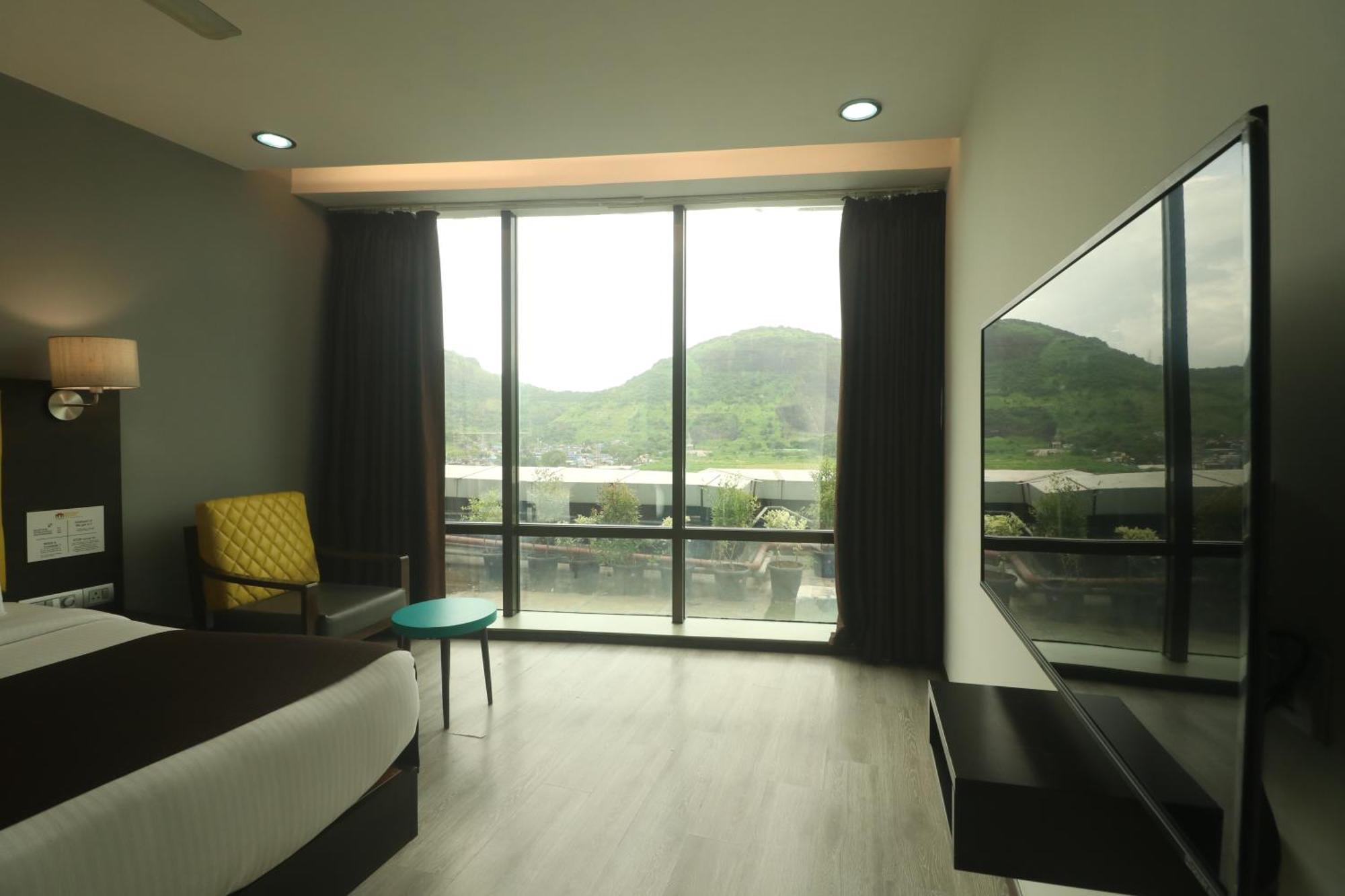 Hotel Mumbai House Airoli, Navi Mumbai Buitenkant foto